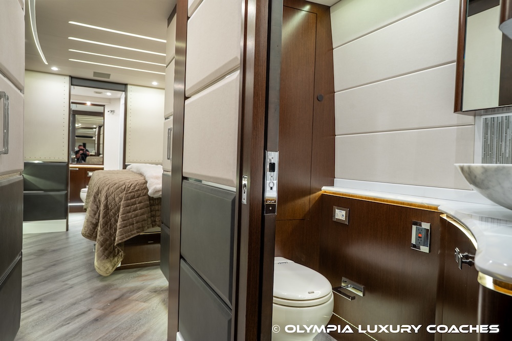 2021 Prevost Emerald H3-45 For Sale