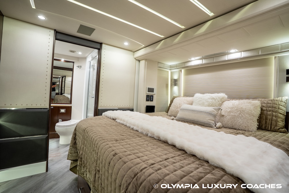 2021 Prevost Emerald H3-45 For Sale