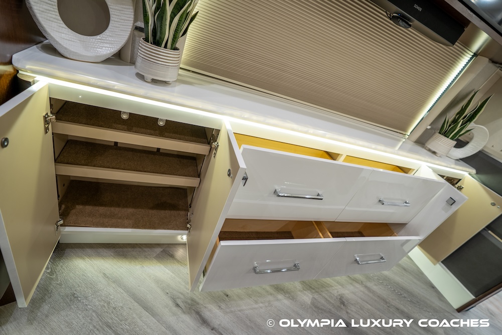 2021 Prevost Emerald H3-45 For Sale