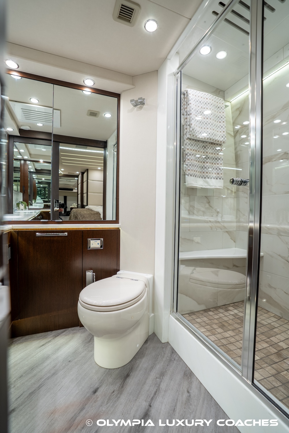 2021 Prevost Emerald H3-45 For Sale