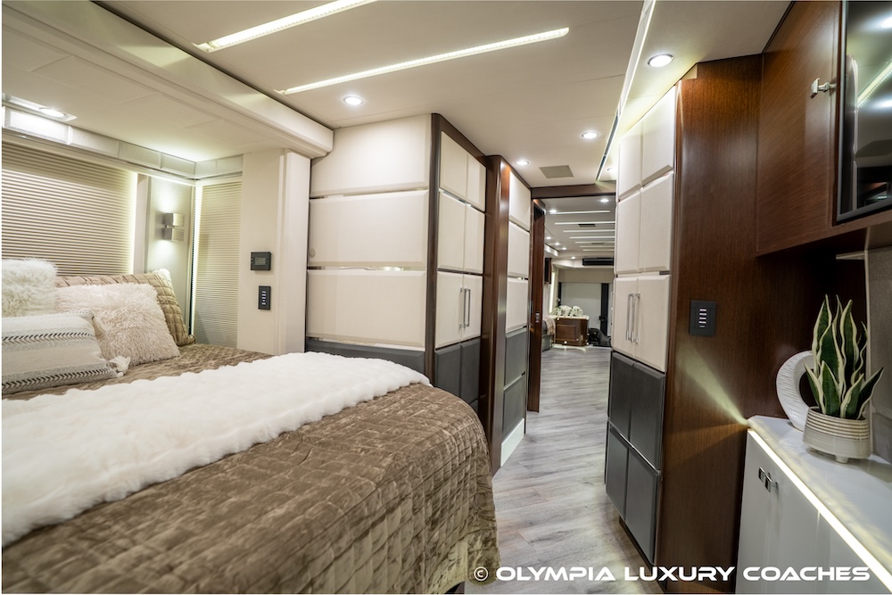 2021 Prevost Emerald H3-45 For Sale