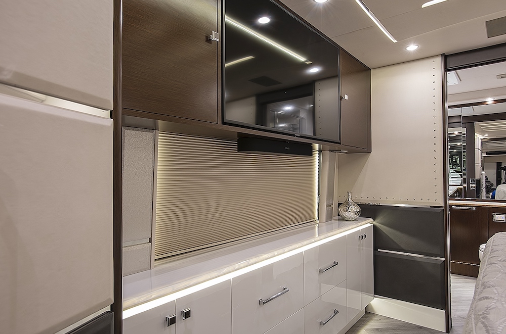 2021 Prevost Emerald H3-45 For Sale