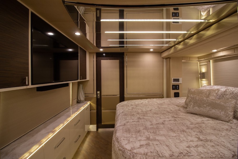 2021 Prevost Emerald H3-45 For Sale