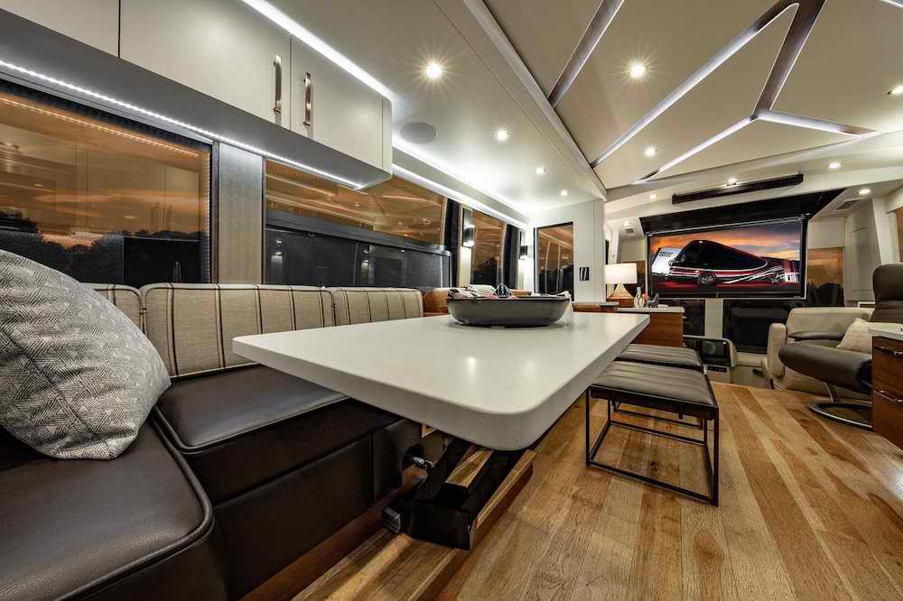 2021 Prevost Featherlite H3-45 For Sale