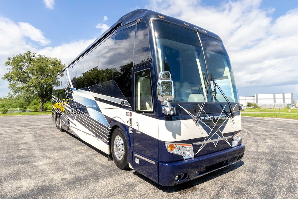 2021 Prevost Featherlite H3-45 For Sale
