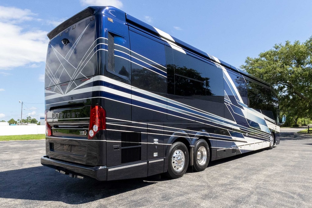 2021 Prevost Featherlite H3-45 For Sale