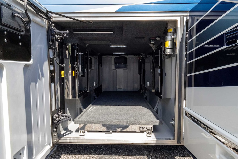2021 Prevost Featherlite H3-45 For Sale