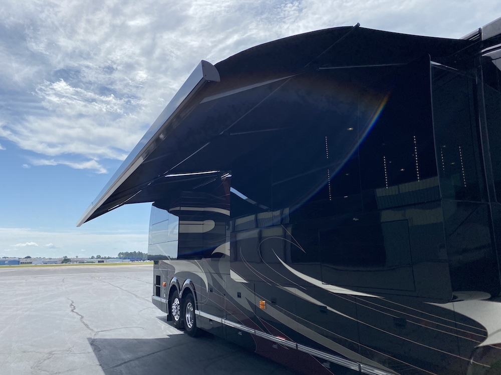 2021 Prevost Foretravel H3-45 For Sale