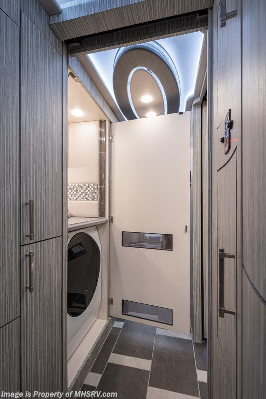 2021 Prevost Foretravel H3-45 For Sale