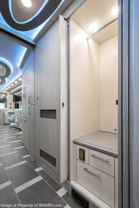 2021 Prevost Foretravel H3-45 For Sale