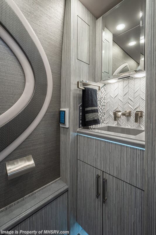 2021 Prevost Foretravel H3-45 For Sale