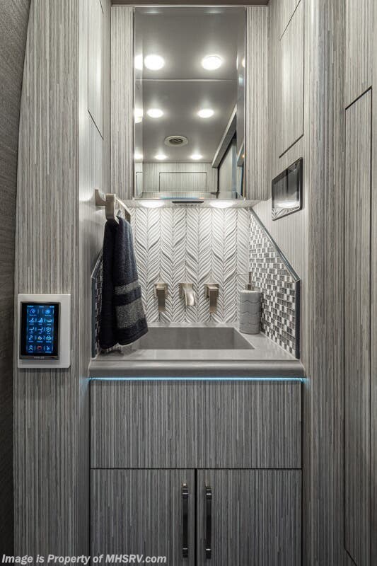 2021 Prevost Foretravel H3-45 For Sale