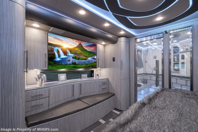 2021 Prevost Foretravel H3-45 For Sale