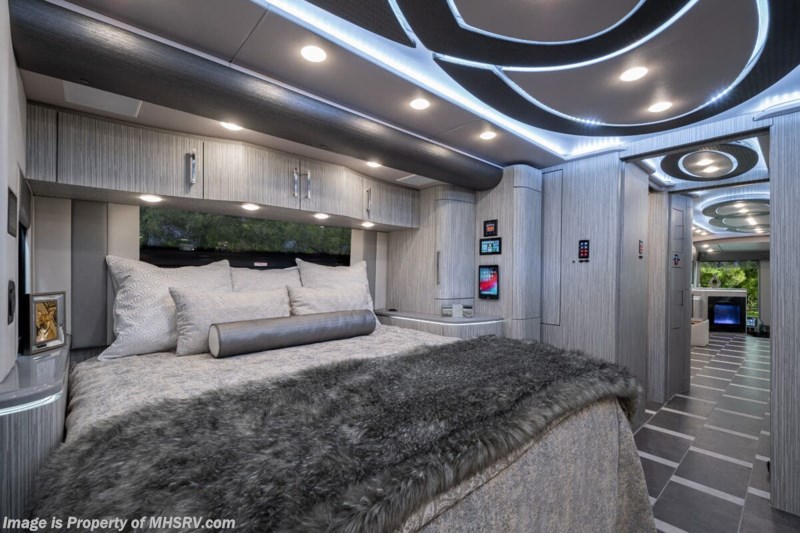 2021 Prevost Foretravel H3-45 For Sale