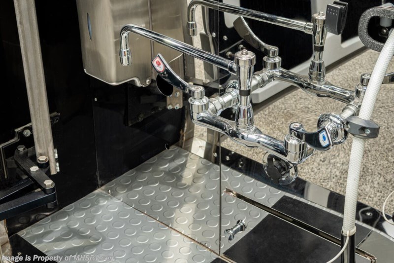 2021 Prevost Foretravel H3-45 For Sale