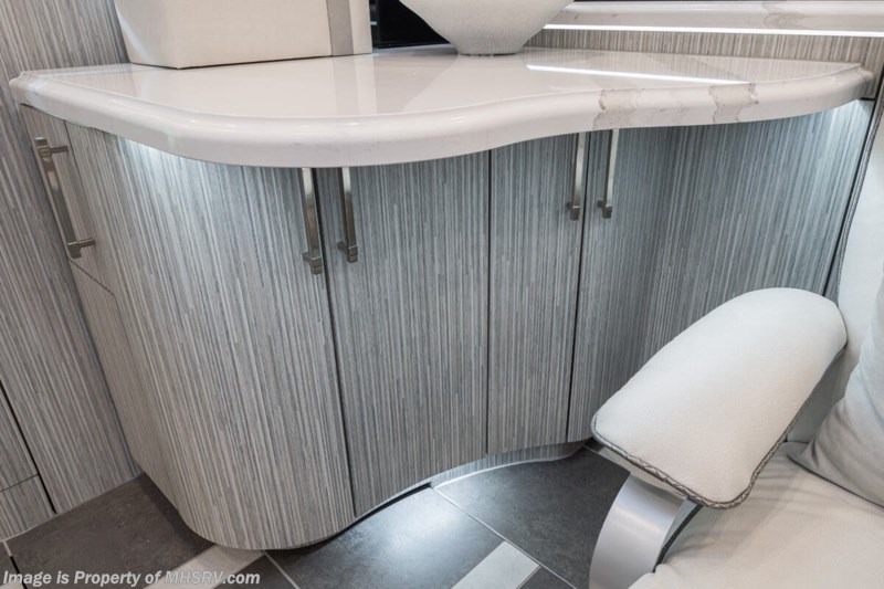 2021 Prevost Foretravel H3-45 For Sale