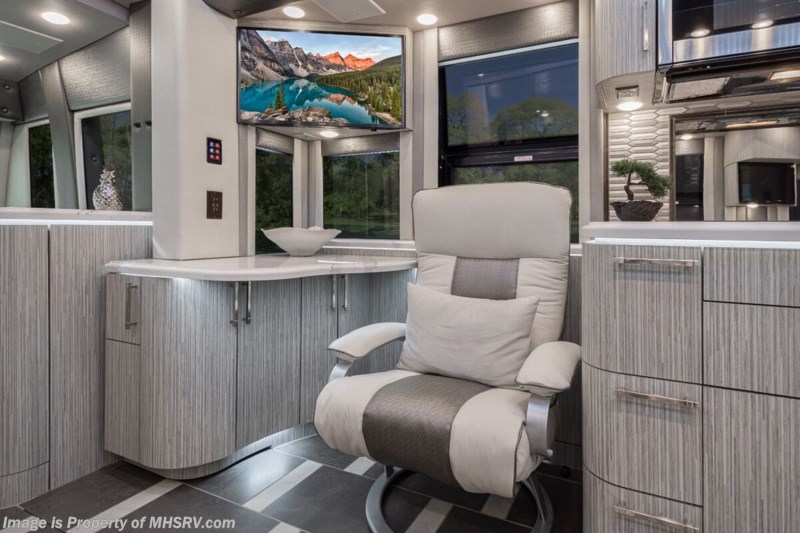 2021 Prevost Foretravel H3-45 For Sale