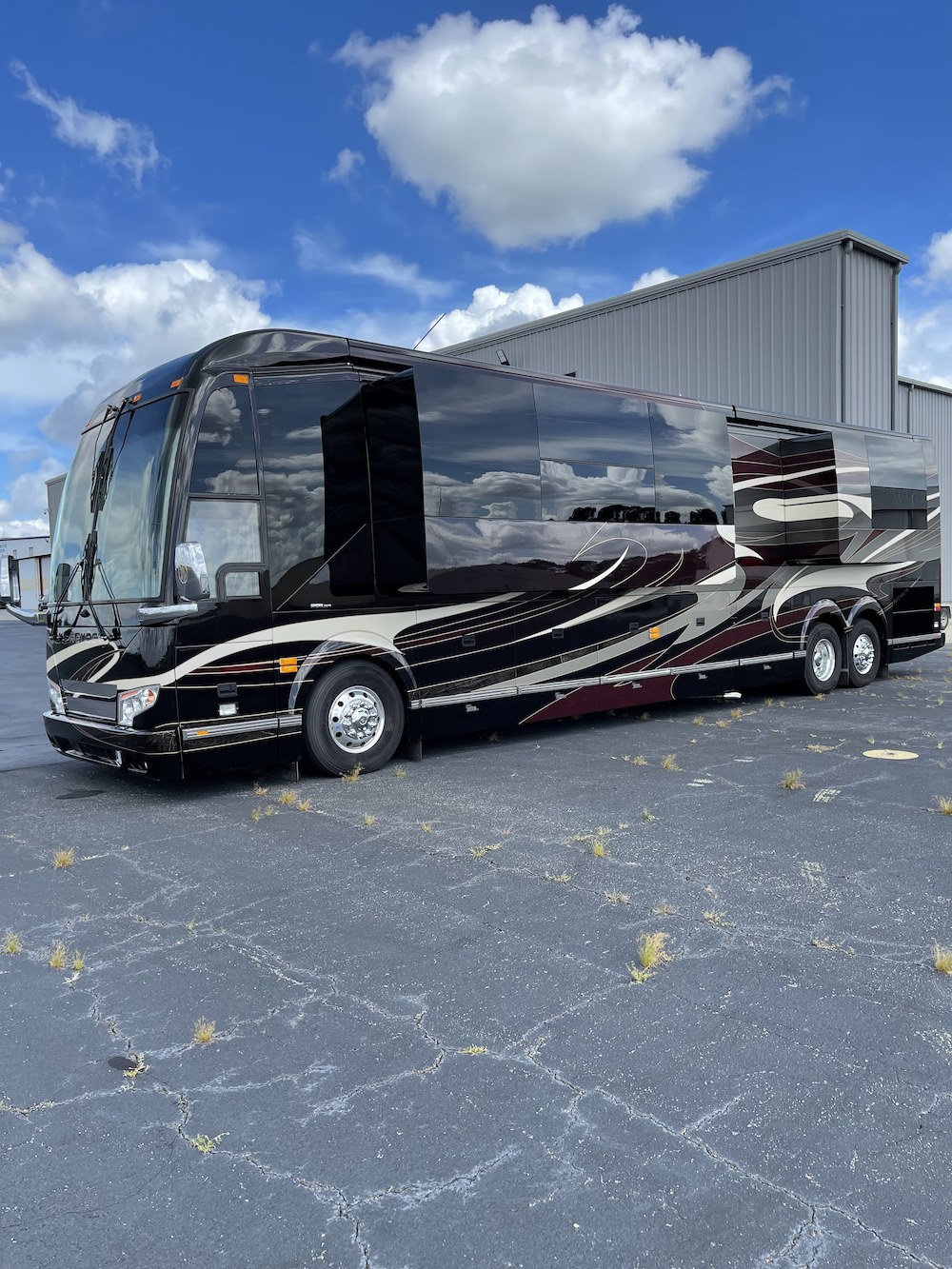2021 Prevost Foretravel H3-45 For Sale