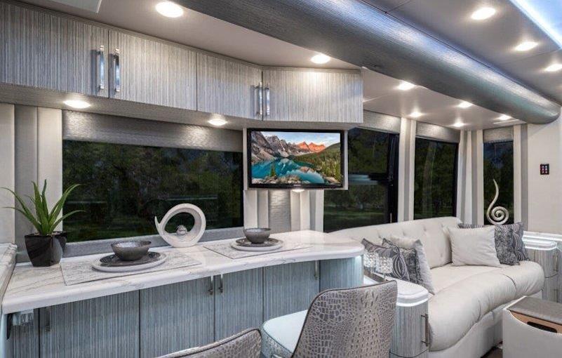 2021 Prevost Foretravel H3-45 For Sale
