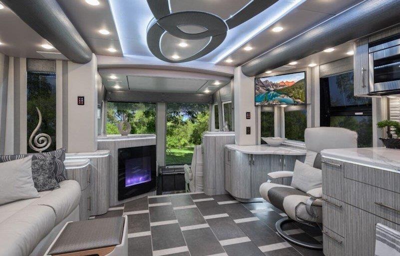 2021 Prevost Foretravel H3-45 For Sale