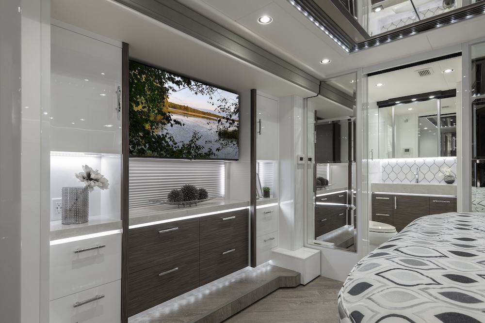 2021 Prevost Liberty  H3-45 For Sale