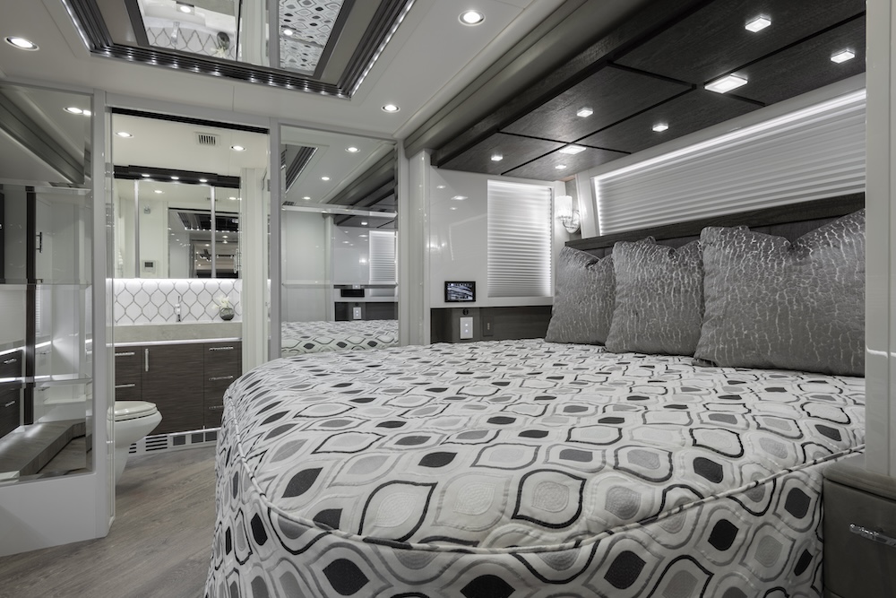 2021 Prevost Liberty  H3-45 For Sale