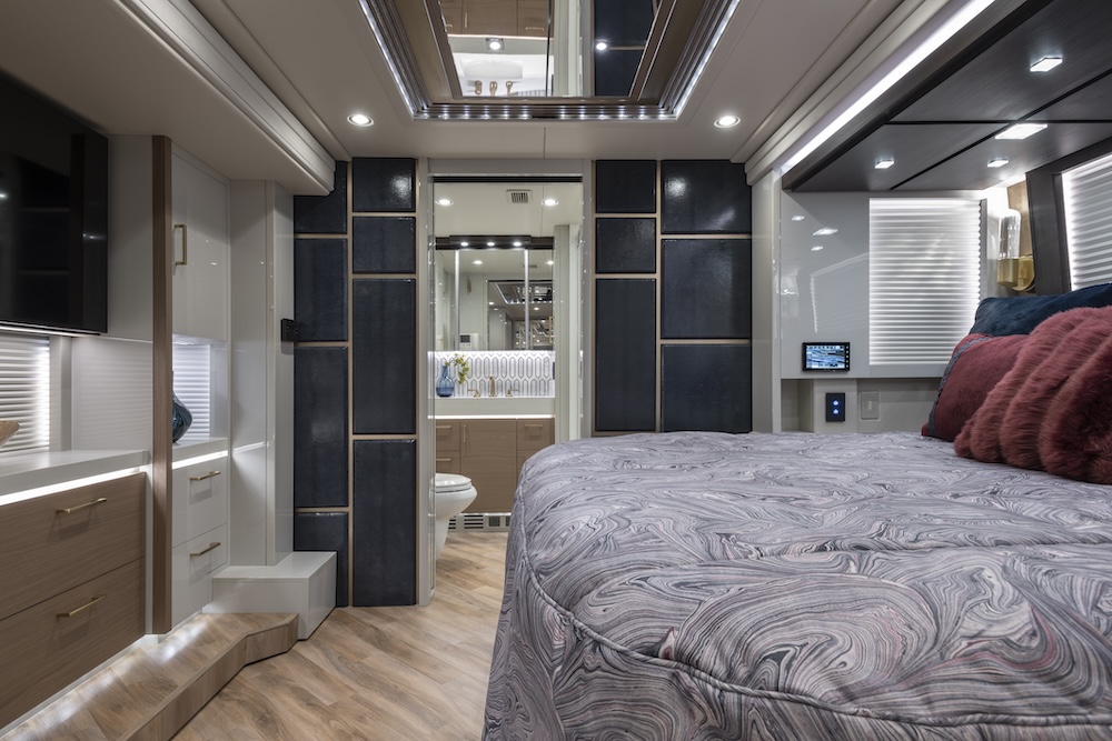 2021 Prevost Liberty H3-45 For Sale