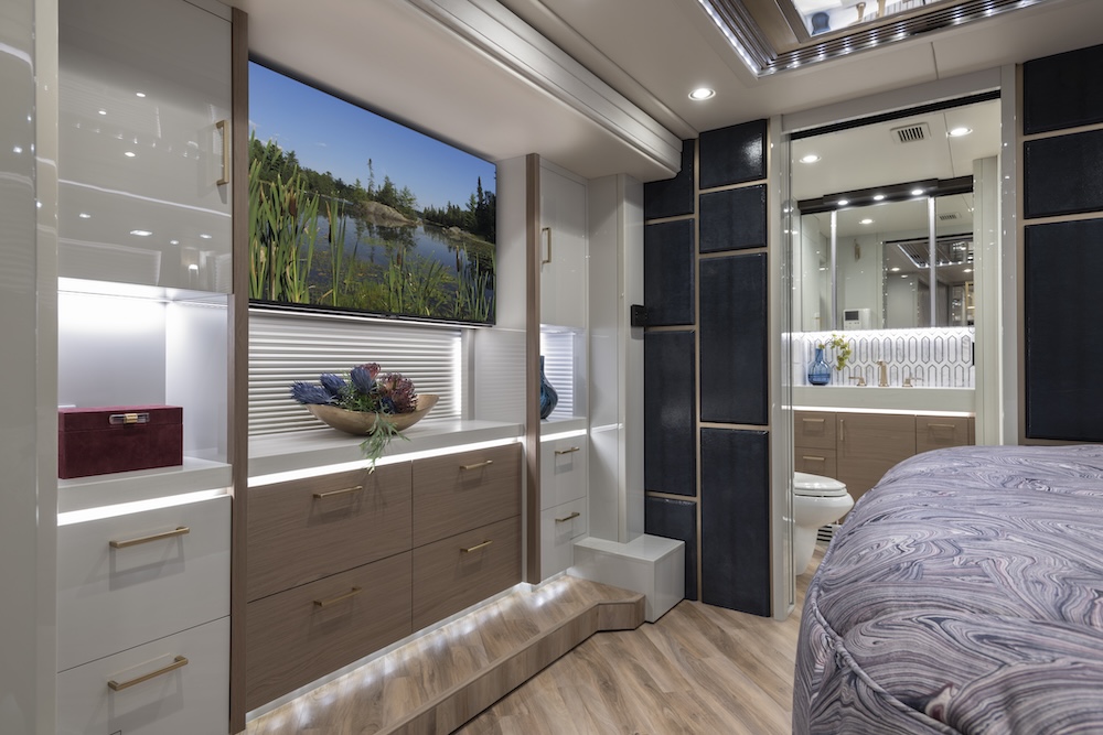2021 Prevost Liberty H3-45 For Sale