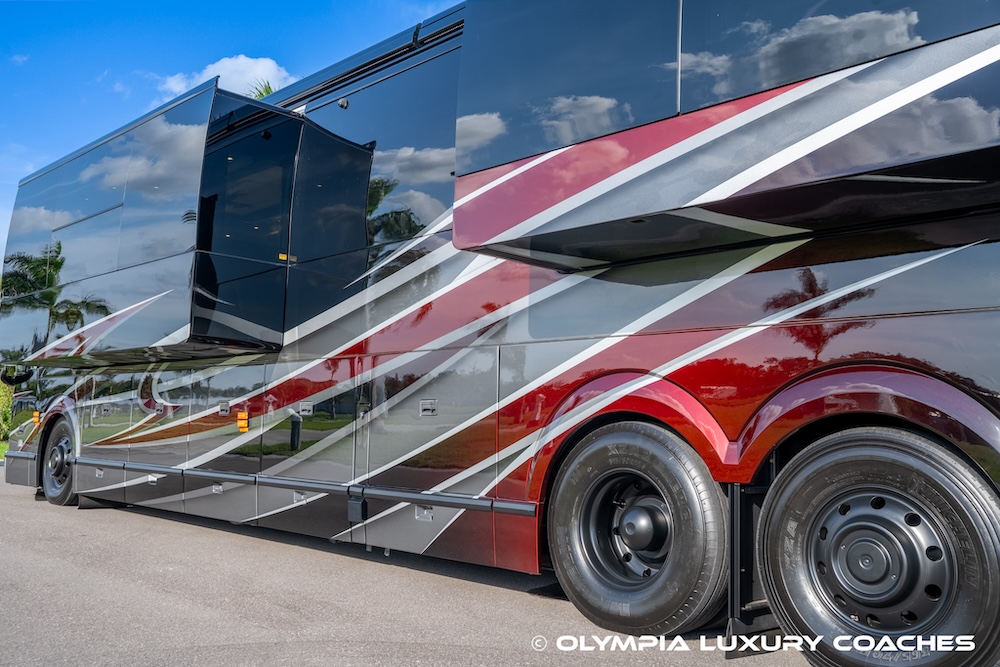 2021 Prevost Marathon H3-45 For Sale