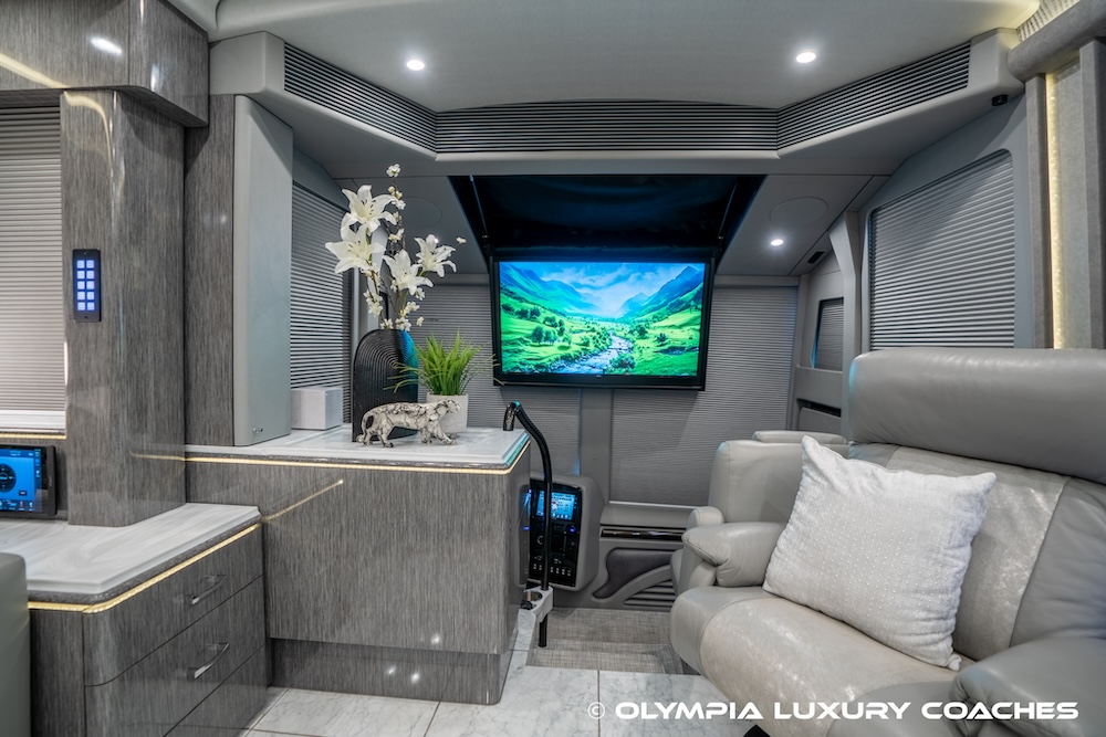 2021 Prevost Marathon H3-45 For Sale