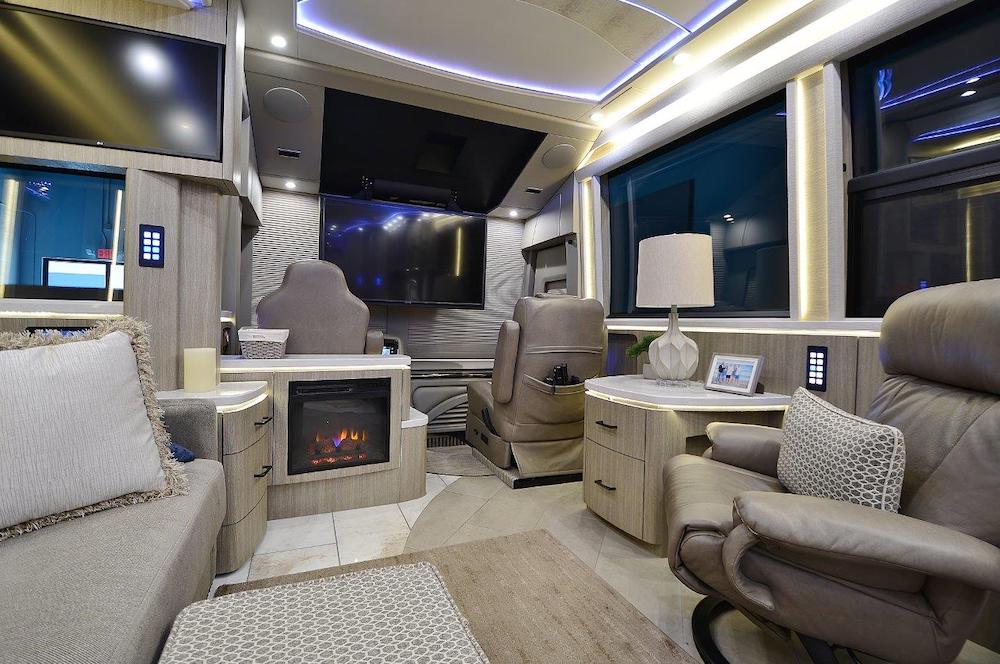 2021 Prevost Marathon X3 For Sale