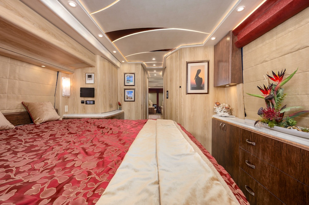 2021 Prevost Marathon X3 For Sale