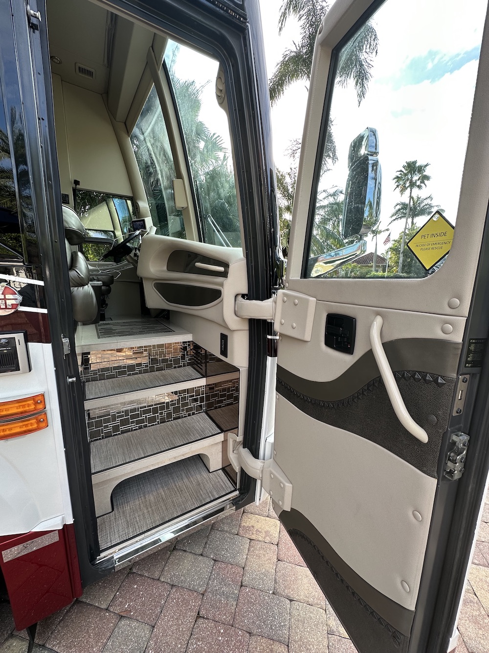 2021 Prevost Millennium H3-45 For Sale