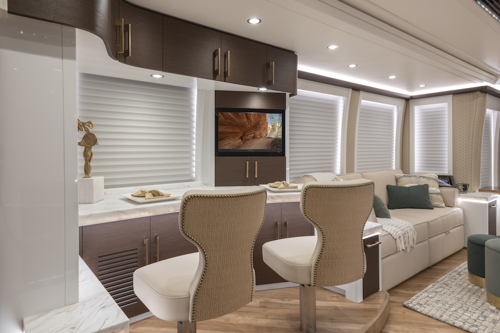 2022 Prevost Liberty H3-45 For Sale