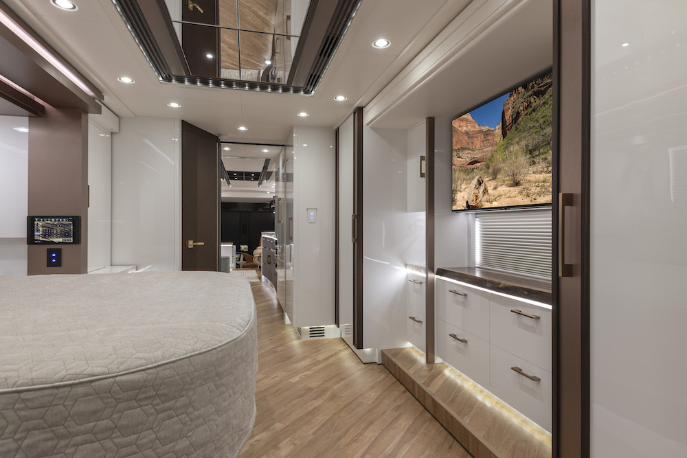 2022 Prevost Liberty H3-45 For Sale