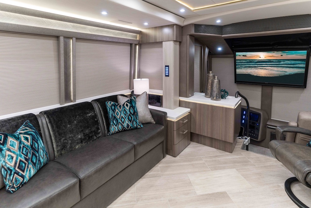 2022 Prevost Marathon H3-45 For Sale