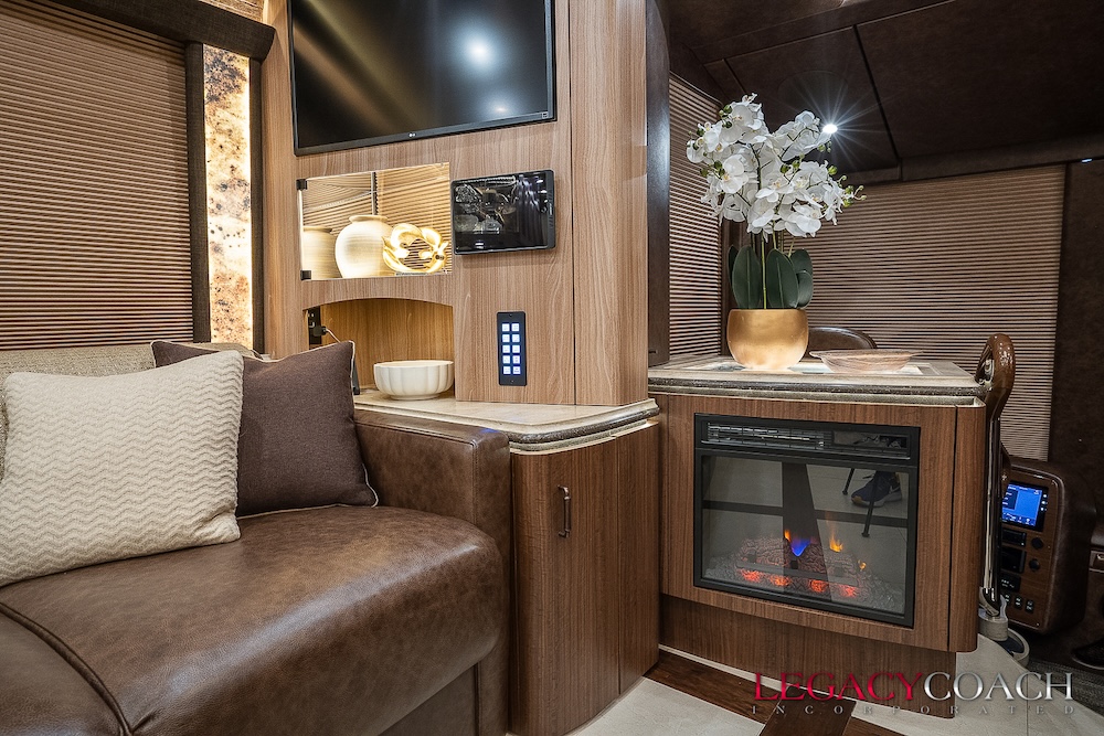 2021 Prevost Marathon  H3-45 For Sale