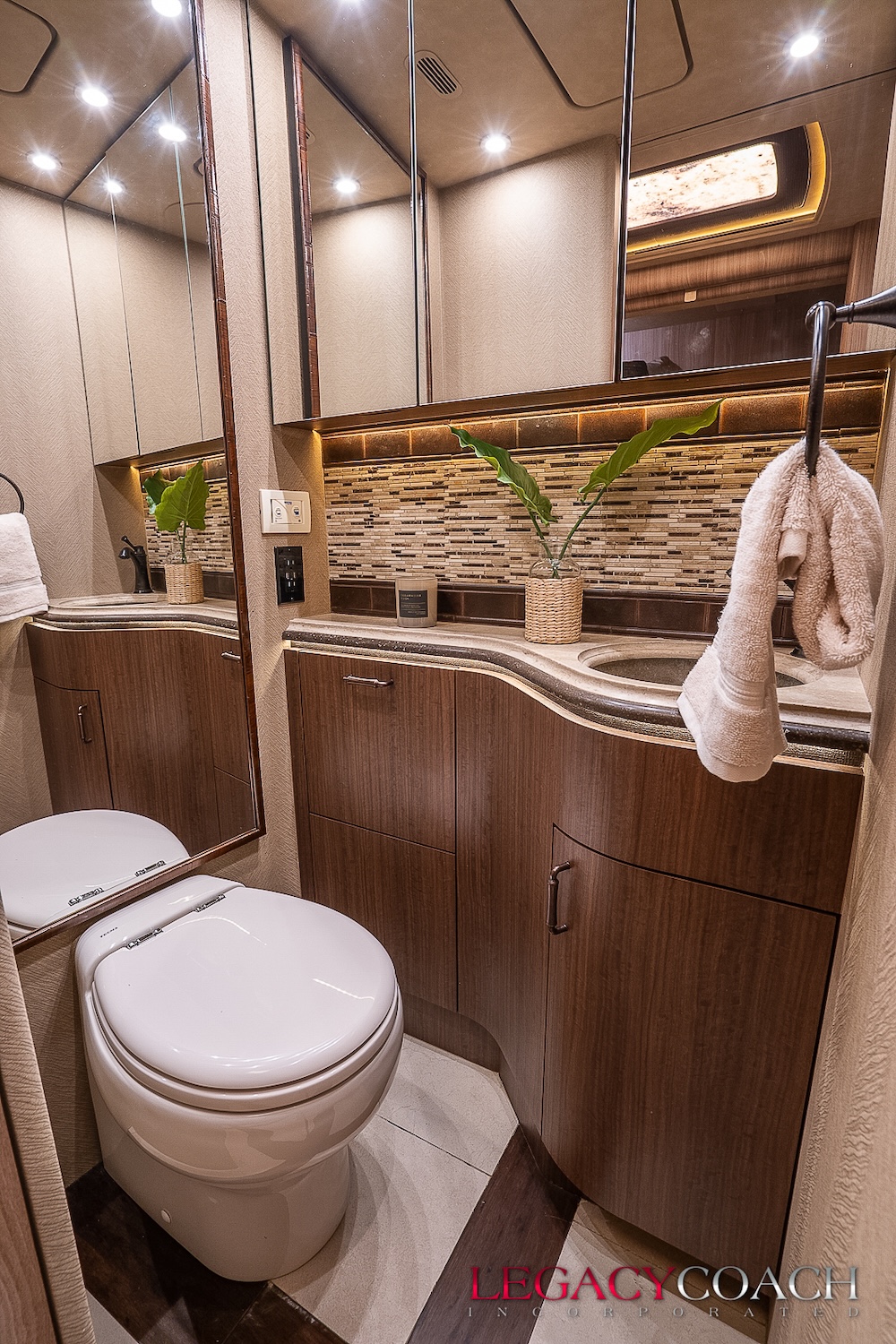 2021 Prevost Marathon  H3-45 For Sale