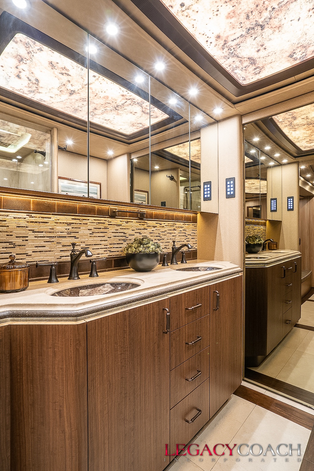 2021 Prevost Marathon  H3-45 For Sale