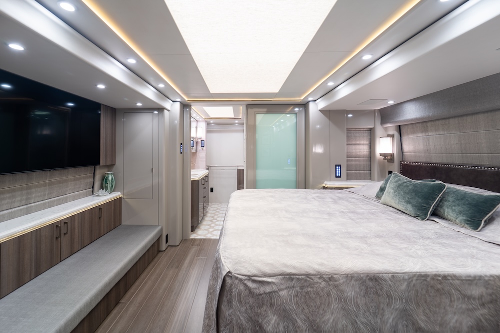 2022 Prevost Marathon H3-45 For Sale