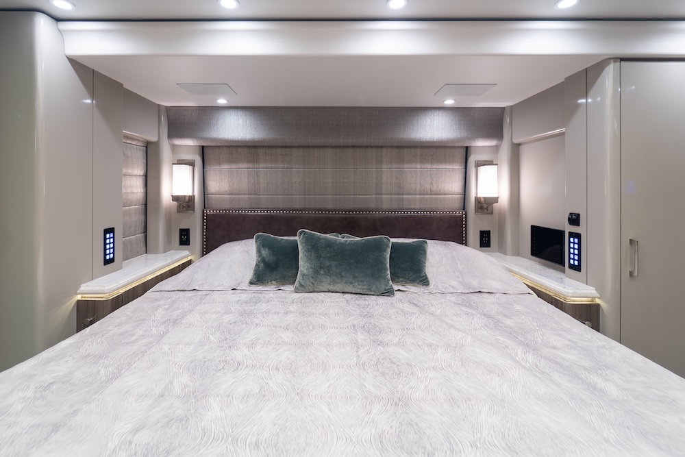 2022 Prevost Marathon H3-45 For Sale