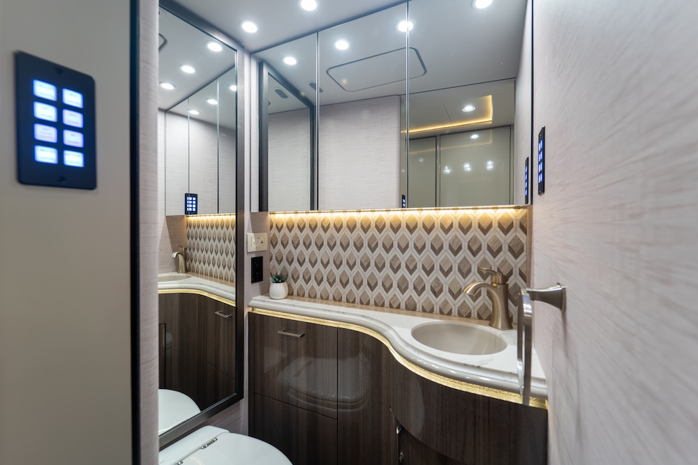 2022 Prevost Marathon H3-45 For Sale