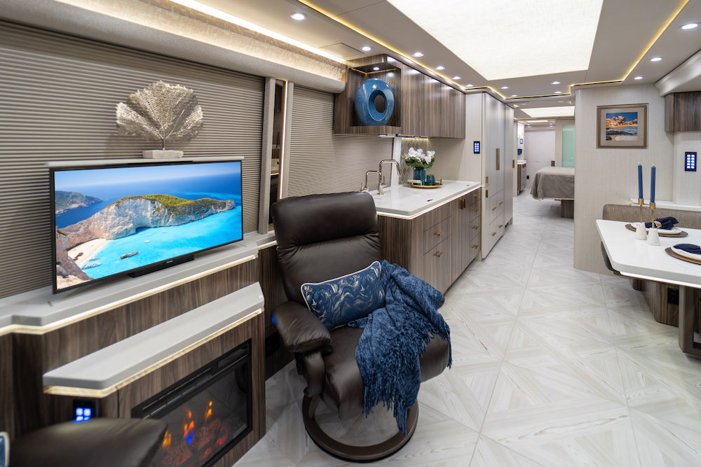 2022 Prevost Marathon H3-45 For Sale