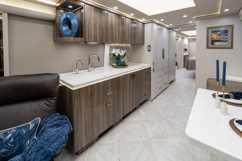 2022 Prevost Marathon H3-45 For Sale