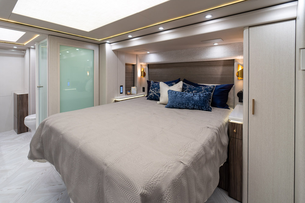 2022 Prevost Marathon H3-45 For Sale