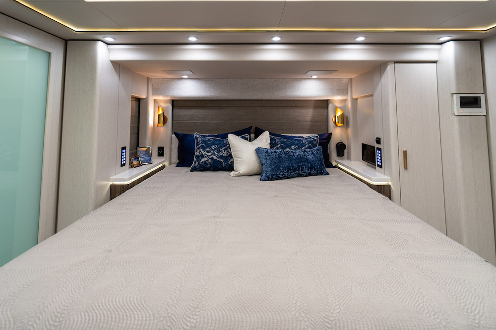 2022 Prevost Marathon H3-45 For Sale