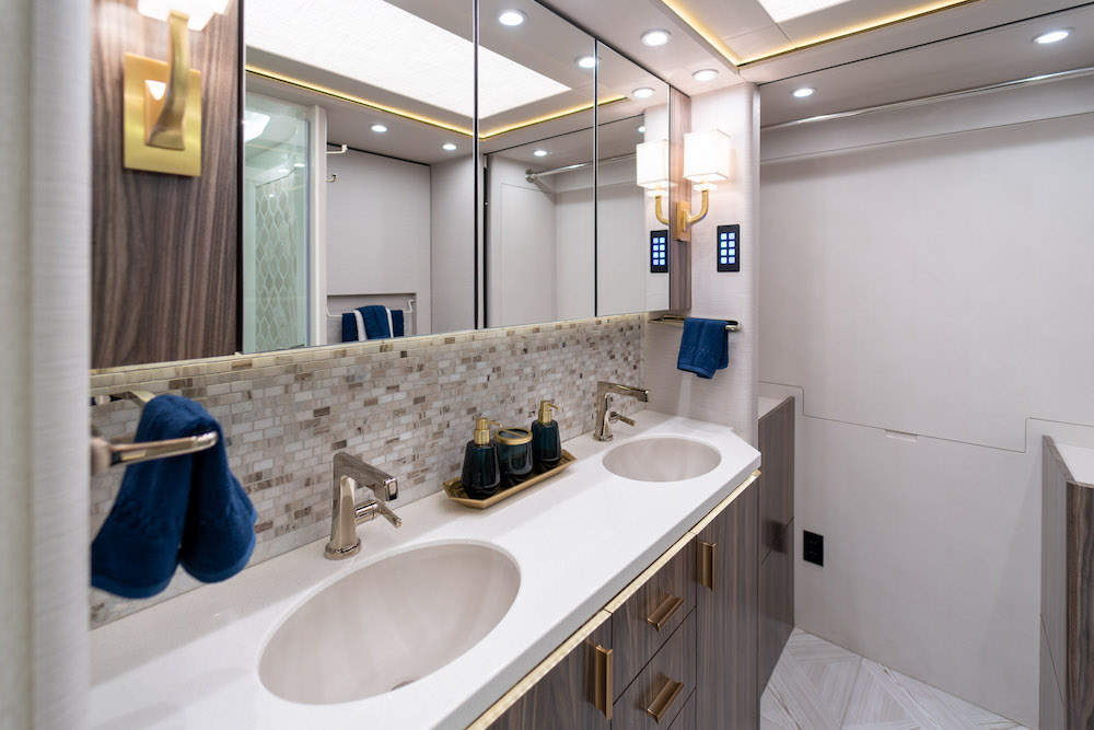 2022 Prevost Marathon H3-45 For Sale