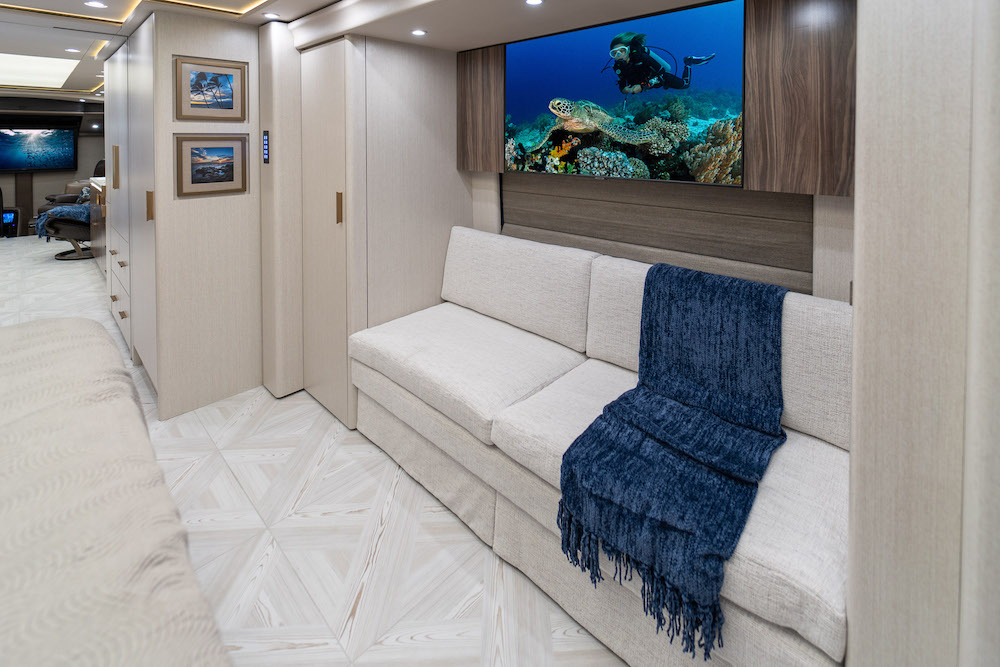 2022 Prevost Marathon H3-45 For Sale