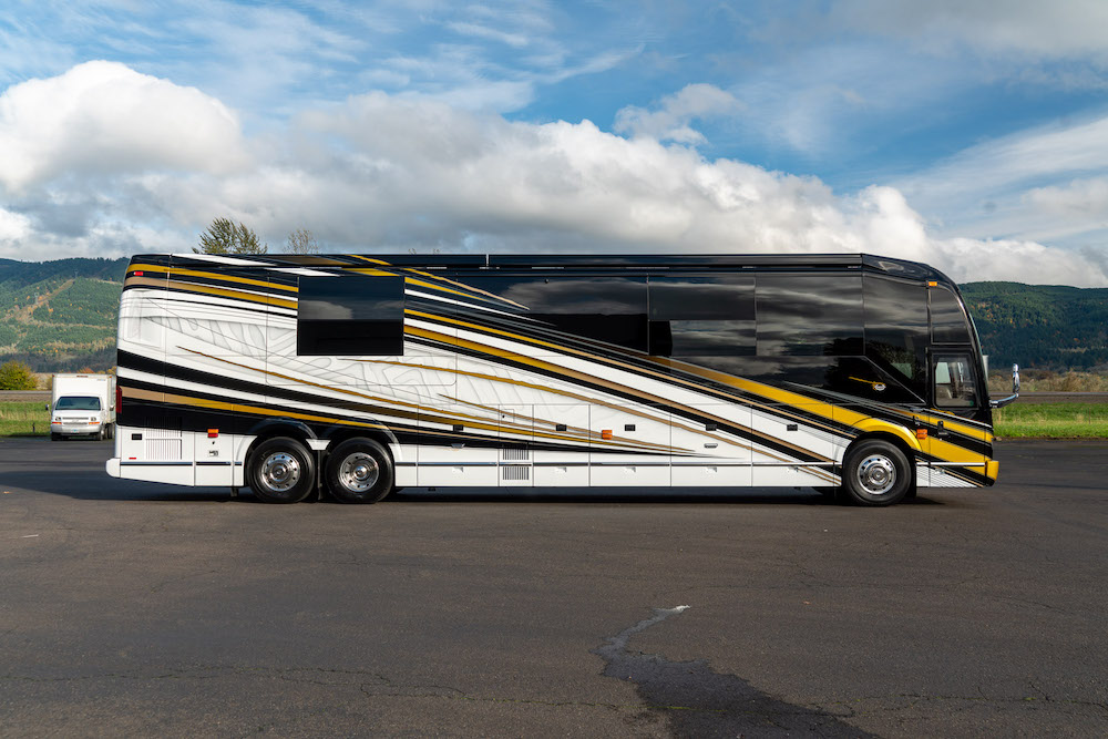 2022 Prevost Marathon H3-45 For Sale