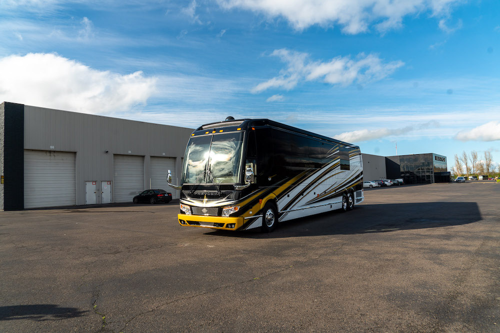 2022 Prevost Marathon H3-45 For Sale